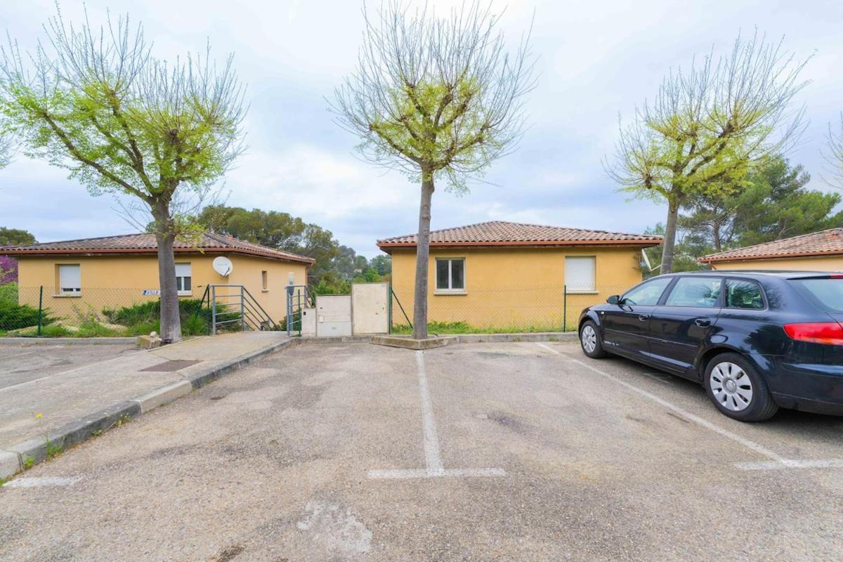 Maison 2 Avec Terrasse, 2 Parkings Et Piscine Nimes